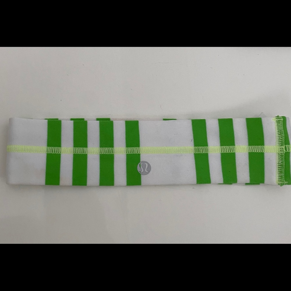 Lululemon sports headband
